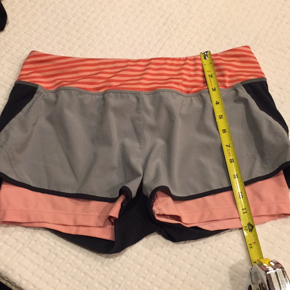 Women’s double layer workout shorts